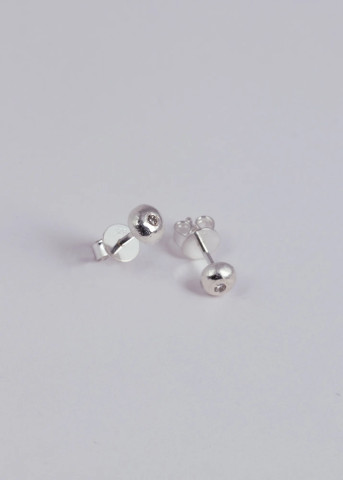 relatedbyobjects: tag it! Ear studs diamonds #3