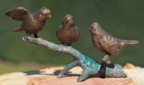 Gartenskulptur: "Drei Spatzen auf Zweig" #1